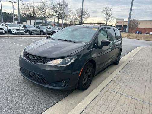 2019 Chrysler Pacifica Touring-L Plus
