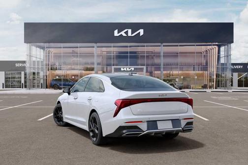 Snow White Pearl 2026 Kia K5 GT-Line