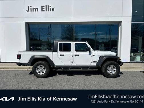 2022 Jeep Gladiator Sport