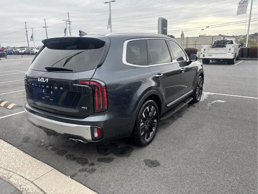 Gravity Gray 2024 Kia Telluride SX