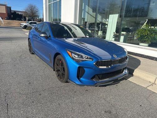 2020 Kia Stinger GT2