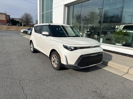 2024 Kia Soul LX