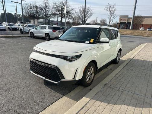 2024 Kia Soul LX