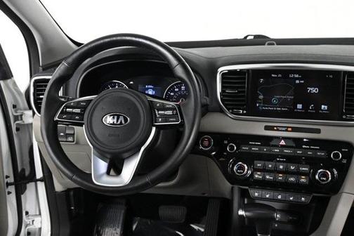 2020 Kia Sportage EX