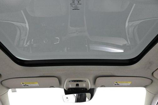 2021 Volvo XC40 T5 Momentum