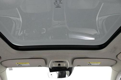 2021 Volvo XC40 T5 Momentum