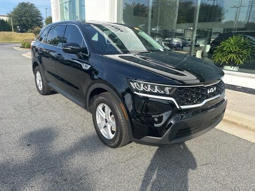 2023 Kia Sorento LX