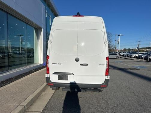 2025 Mercedes-Benz Sprinter 2500 144 WB