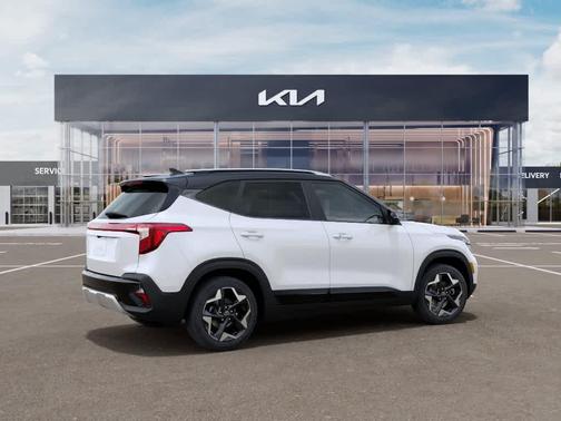 Clear White / Black Roof 2026 Kia Seltos S