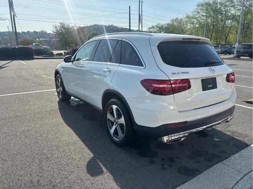 2017 Mercedes-Benz GLC 300 Base