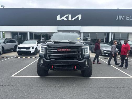 Onyx Black 2022 GMC Sierra 2500 AT4