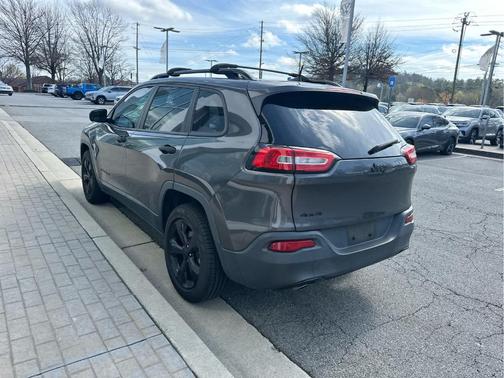 2017 Jeep Cherokee Altitude