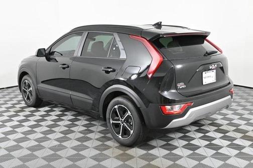 2025 Kia Niro EX
