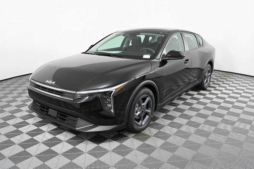 Aurora Black Pearl 2026 Kia K4