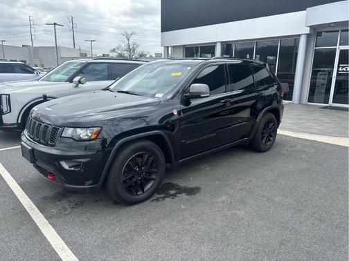 2020 Jeep Grand Cherokee Trailhawk