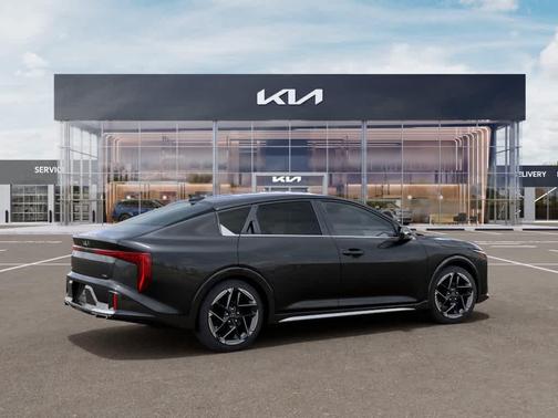 2026 Kia K4 GT-LINE