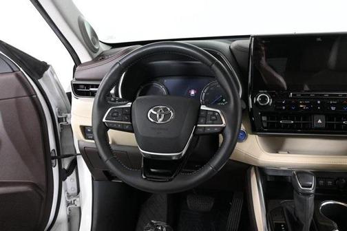 2020 Toyota Highlander Hybrid Limited