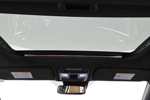 Glacial White Pearl 2022 Kia Telluride SX