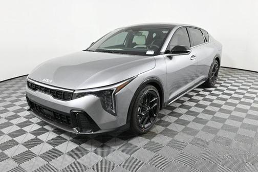 2025 Kia K4 GT-Line Turbo