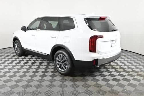 2025 Kia Telluride LX