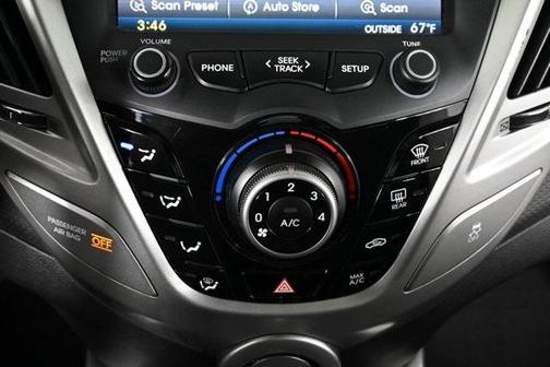 2015 Hyundai Veloster Base