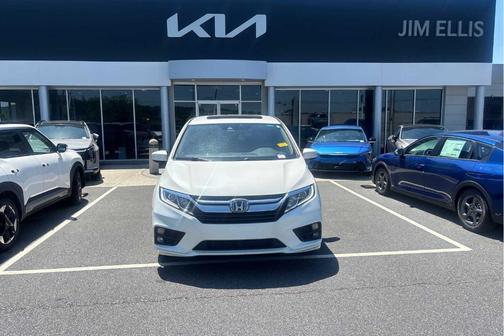 White Diamond Pearl 2019 Honda Odyssey EX-L w/Navigation/RES