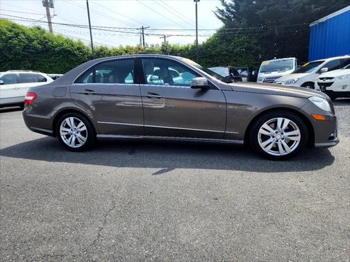 2013 Mercedes-Benz E-Class 4MATIC