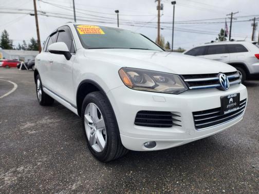 2012 Volkswagen Touareg TDI Lux