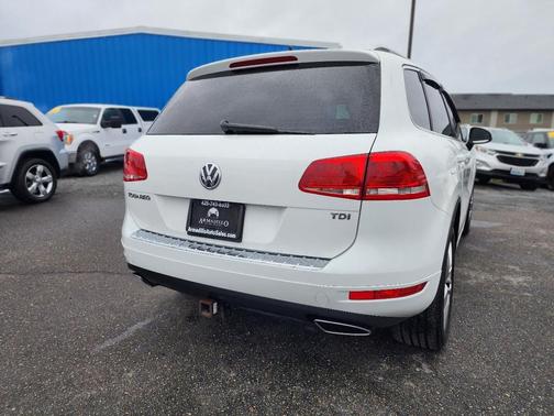 2012 Volkswagen Touareg TDI Lux