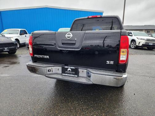 2009 Nissan Frontier SE Crew Cab