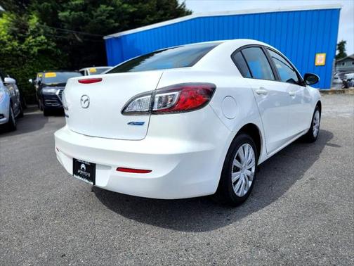 2013 Mazda Mazda3 i Sport