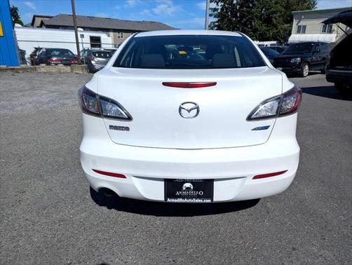2013 Mazda Mazda3 i Sport