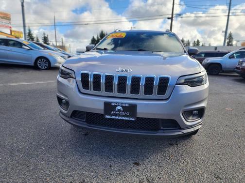2019 Jeep Cherokee Latitude Plus