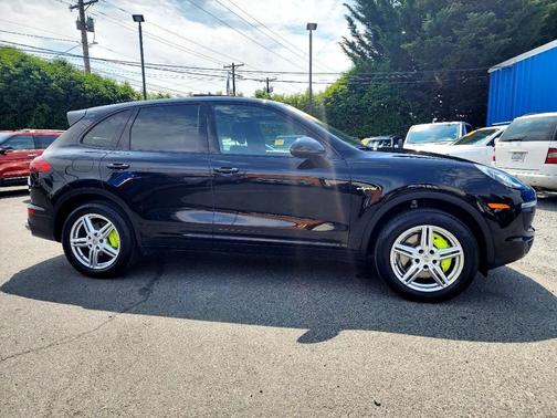 2016 Porsche Cayenne S