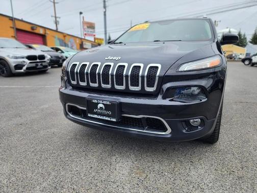 Brilliant Black Crystal Pearlcoat 2015 Jeep Cherokee Limited