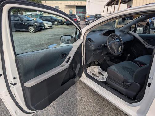 2008 Toyota Yaris Base