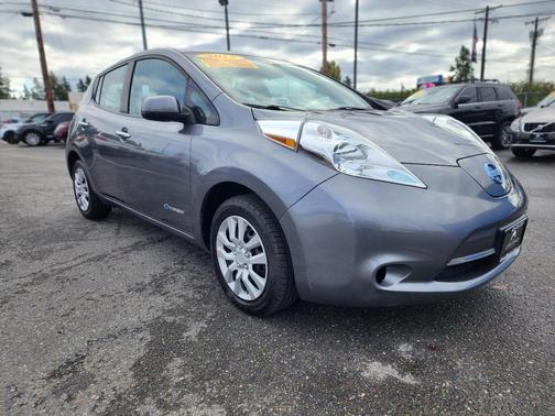 2015 Nissan Leaf S