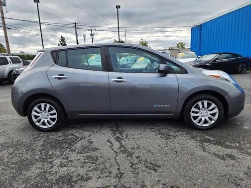 2015 Nissan Leaf S