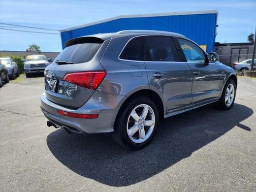 Gray 2012 Audi Q5 3.2 Premium Plus