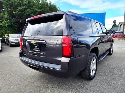 2017 Chevrolet Suburban LT