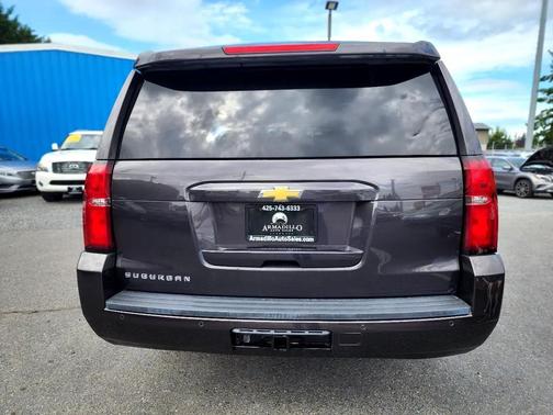 2017 Chevrolet Suburban LT