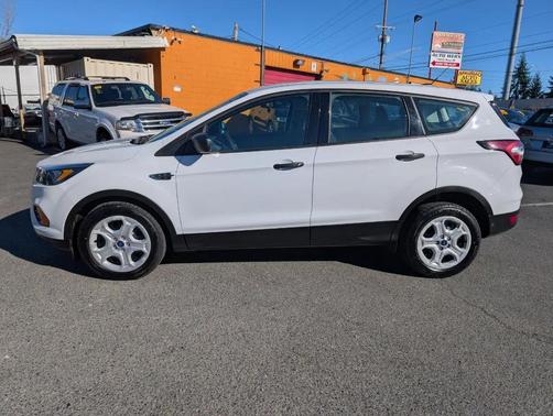 2018 Ford Escape S
