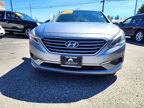 2016 Hyundai SONATA SE