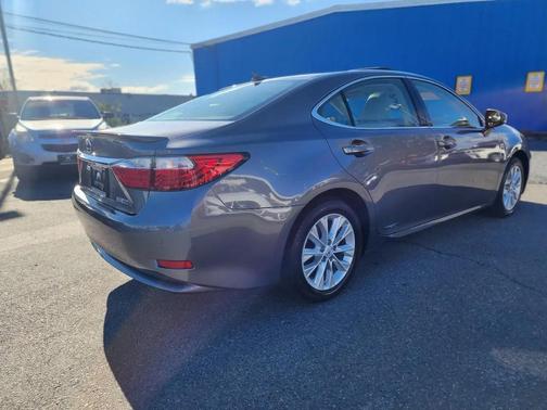 2014 Lexus ES 300h Base