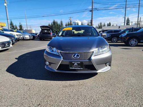 2014 Lexus ES 300h Base