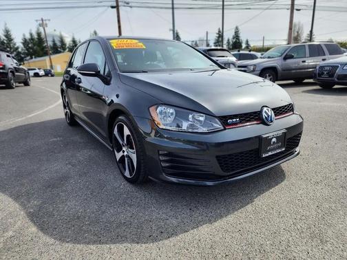 2015 Volkswagen Golf GTI 2.0T S 4-Door