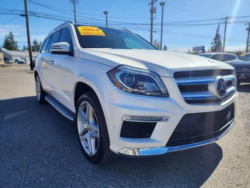 Pearl White 2016 Mercedes-Benz GL-Class 4MATIC