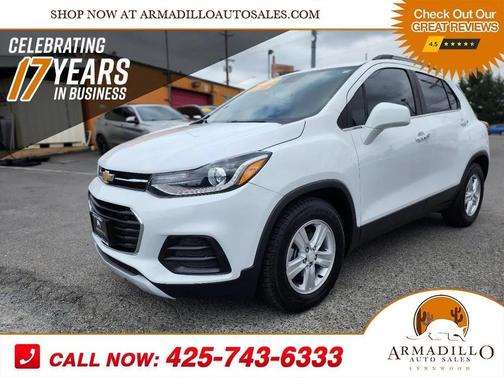 Summit White 2018 Chevrolet Trax LT
