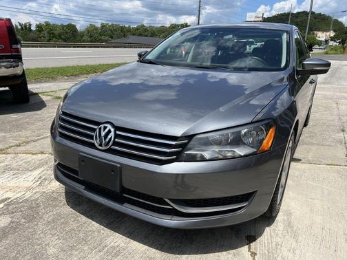 2014 Volkswagen Passat 2.5L SE
