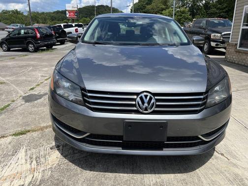 2014 Volkswagen Passat 2.5L SE